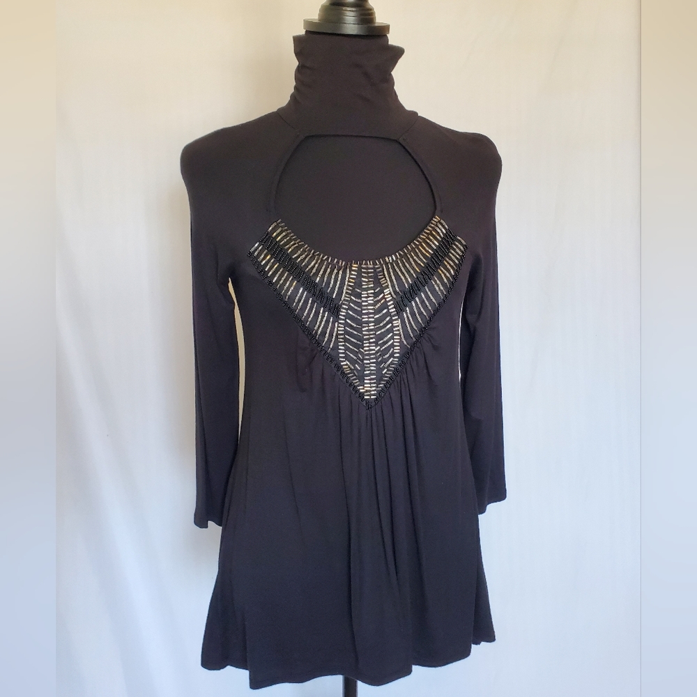XS Black Venus Turtleneck Keyhole Top